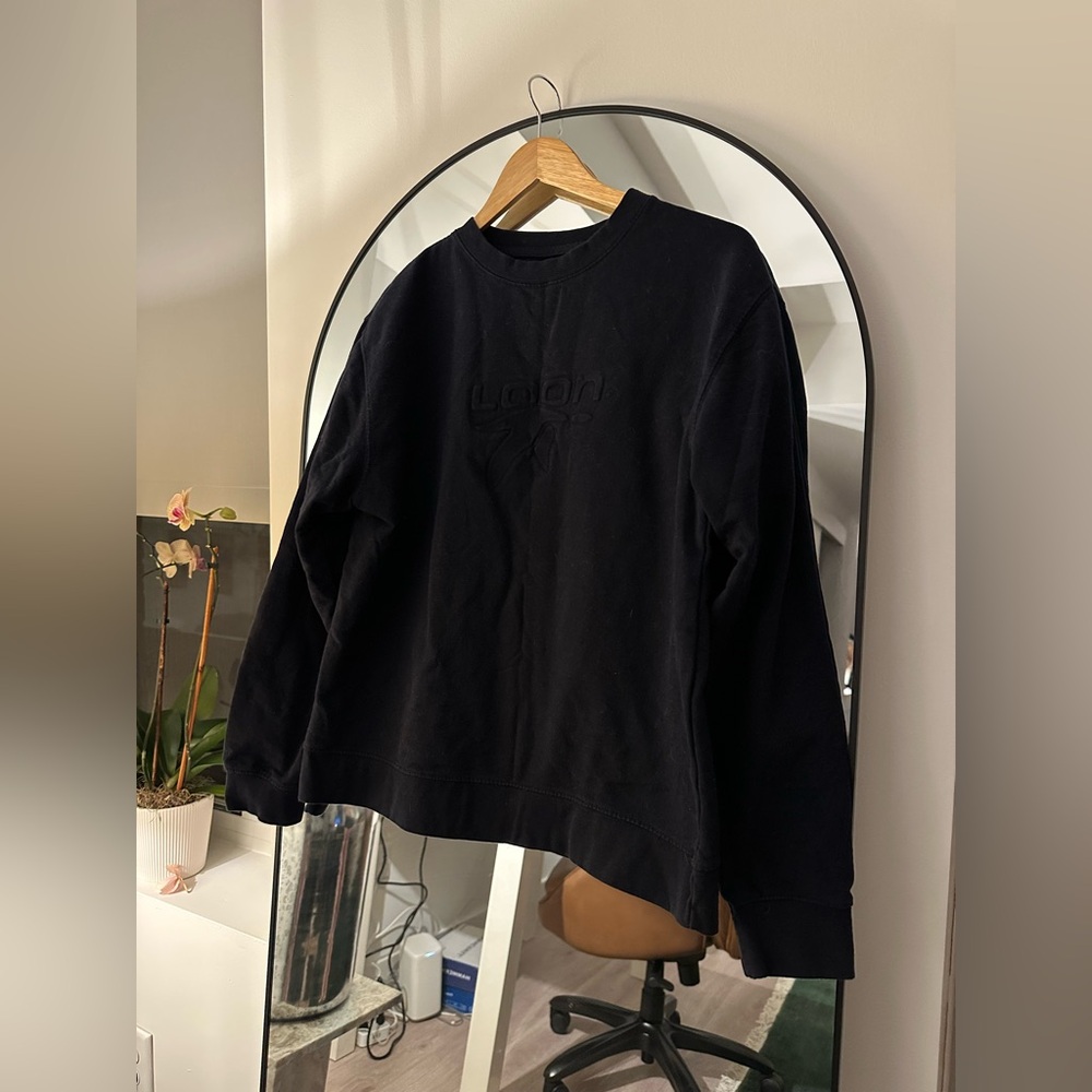 Loon Navy Crewneck Size Medium